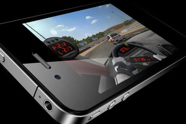 Ao pagar para usar várias tecnologias presentes no iPhone, a Apple reconhece que a dona delas é a Nokia  (Apple/Divulgação)
