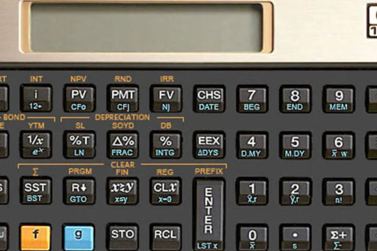 O aplicativo HP 12C Financial Calculator reproduz, no iPhone ou iPad, a conhecida interface da calculadora da HP (Reprodução)