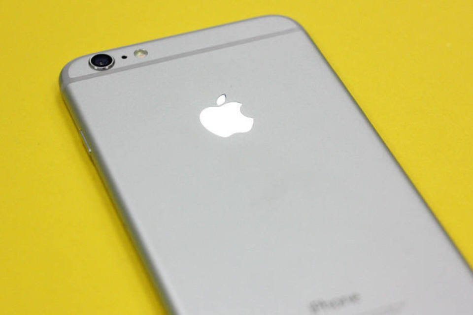 Demanda por iPhone diminui e crescimento da Apple deve cair