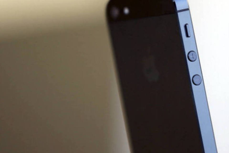 
	iPhone 5: de acordo com o China Times, a produ&ccedil;&atilde;o dos tr&ecirc;s aparelhos deve come&ccedil;ar entre mar&ccedil;o e abril
 (Justin Sullivan/Getty Images)