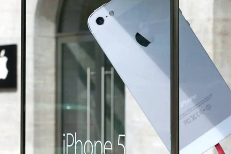 iPhone: próxima geração deverá trazer um novo e mais potente processador, uma atualização na câmera e possivelmente um leitor biométrico (Bloomberg)