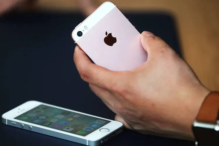 
	iPhone SE: aparelho tem tela de 4 polegadas
 (Justin Sullivan/Getty Images)