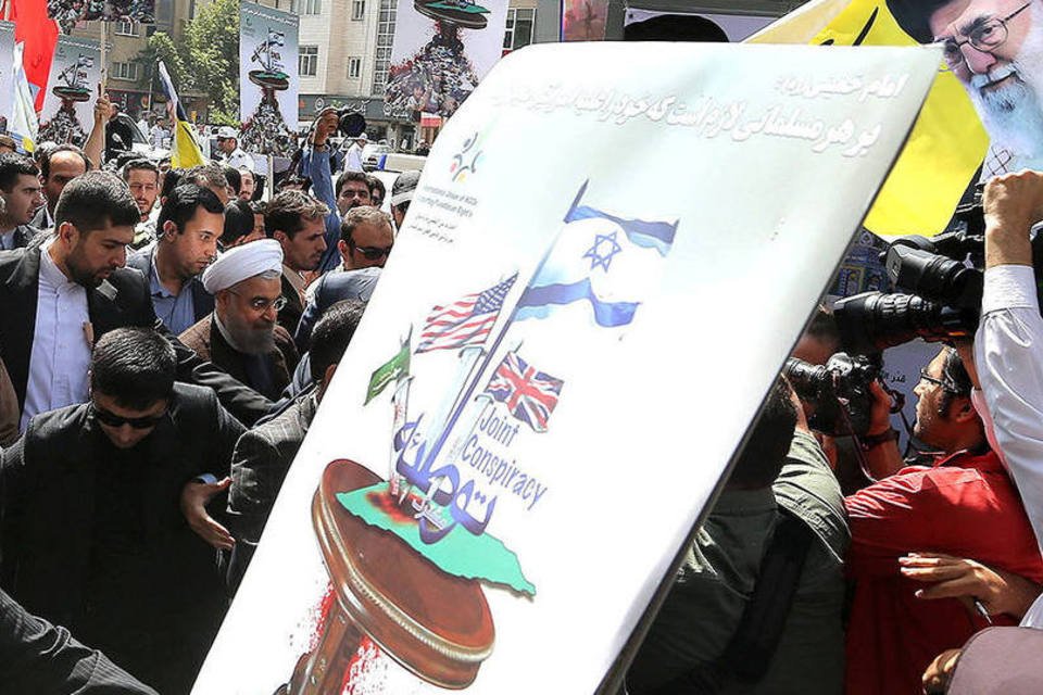 Iranianos saem às ruas para apoiar povo palestino