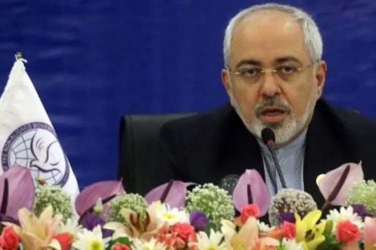 Zarif: ele disse que está "muito claro" que o Irã vem cumprindo com as obrigações do acordo assinado em 2015 (Atta Kenare/AFP)