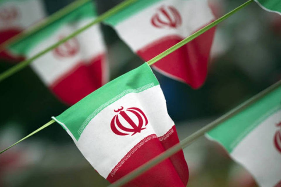 Irã tem novo local para lançar foguetes, diz relatório