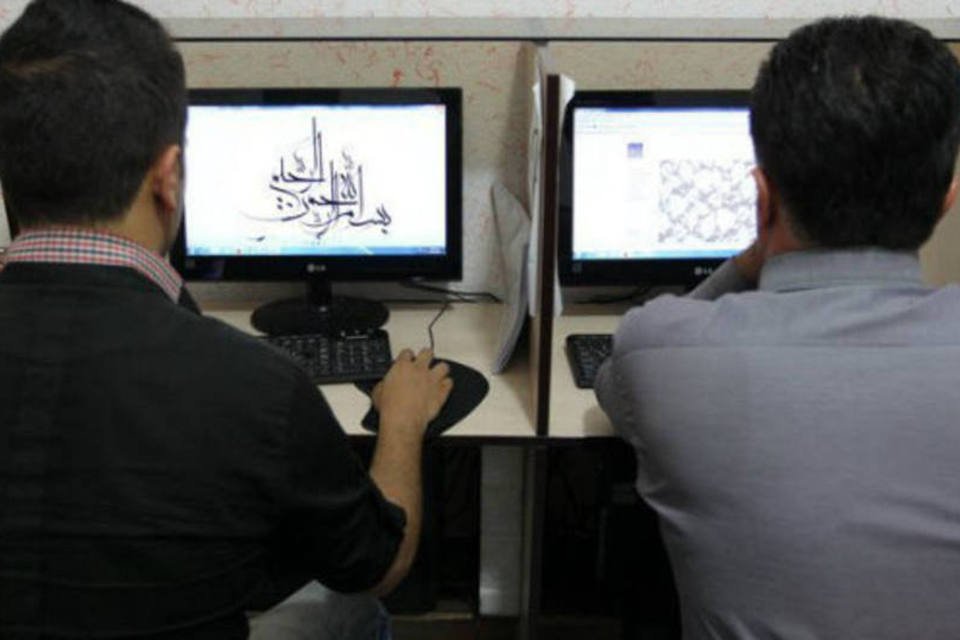 Google denuncia roubo de senhas de eleitores no Irã