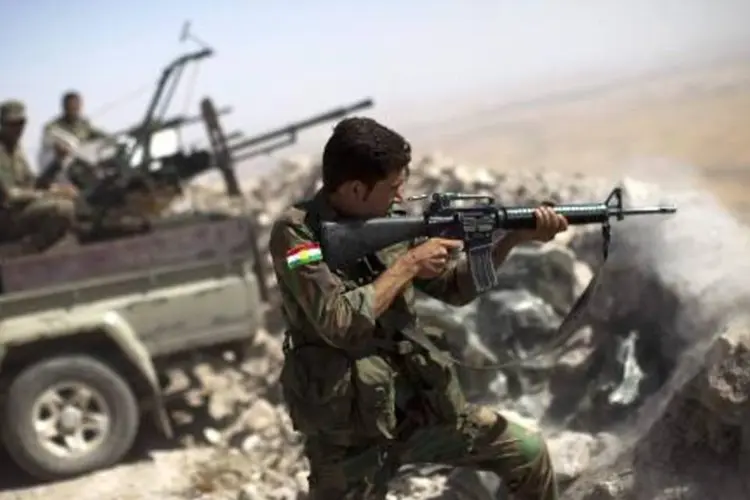 
	Peshmerga em Mossul: for&ccedil;as curdas est&atilde;o tentando rodear Mossul e fechar linhas de abastecimento dos extremistas
 (Afp.com / Jm Lopez)