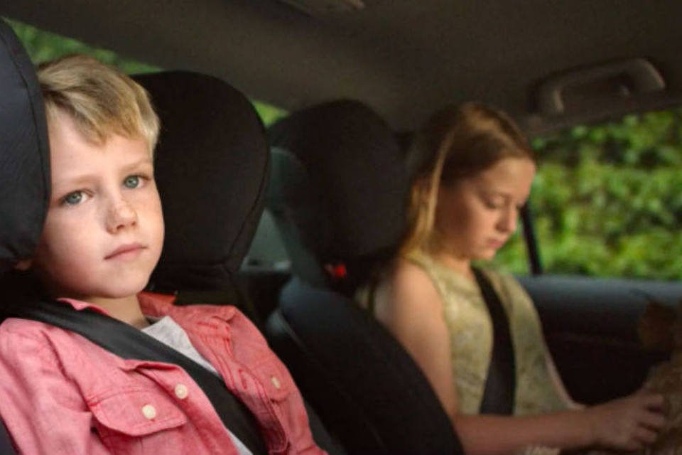 Comercial: um segundo de distração ao volante pode ser fatal