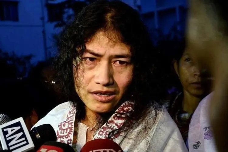 Irom Sharmila: ela disse que irá continuar a combater a lei, que dá amplos poderes para forças de segurança realizarem buscas e invadirem propriedades (Arquivo Reuters)