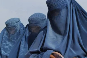 Imagem referente à matéria: Cristãos predominam no mundo, mas islâmicos e sem religião aumentam