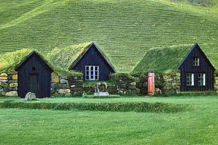 1 - Islândia (Wikimedia Commons)