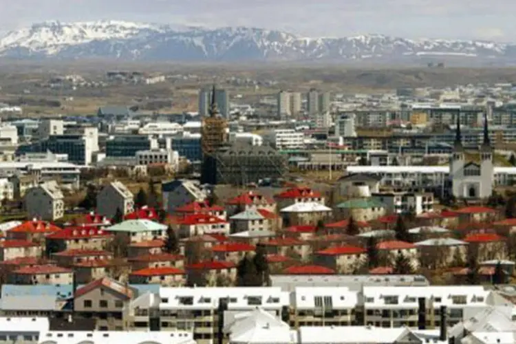 Vista de Reykjavik: um grupo de 25 cidadãos de diferentes origens trabalhou, assim, no projeto constitucional entre abril e julho de 2011 (©AFP/Archives / Odd Andersen)