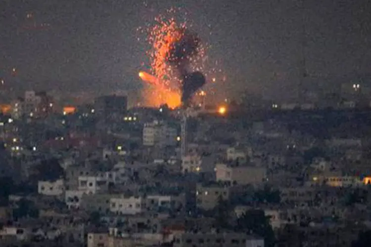 
	Explos&atilde;o na faixa de Gaza: Israel coordena ofensiva na regi&atilde;o
 (Thomas Coex/AFP)