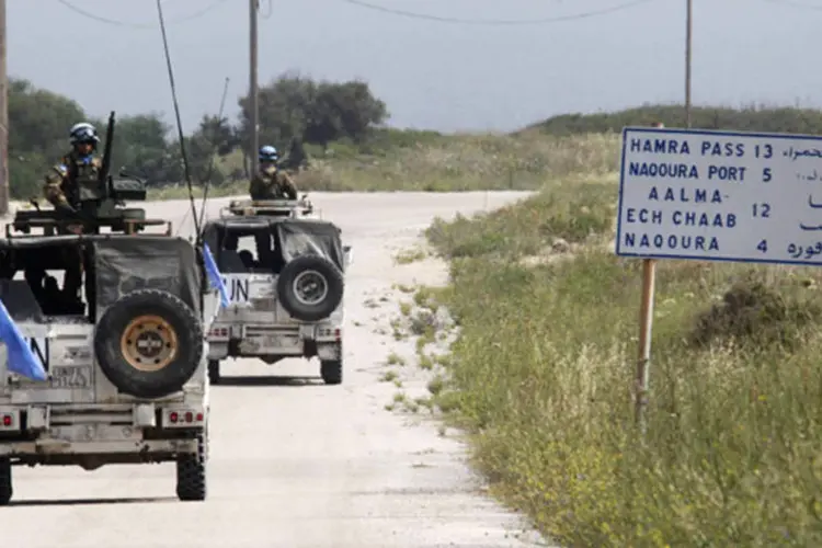 O exército de Israel elevou neste domingo o nível de alerta nas fronteiras do país com o Líbano e a Síria (Ali Hashisho/Reuters)