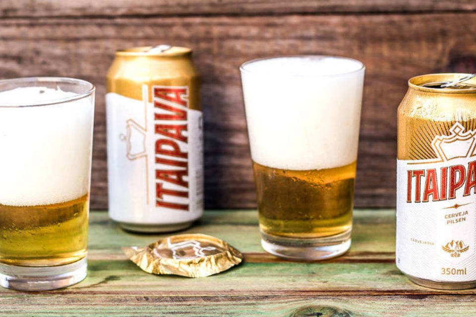 Cerveja Itaipava apresenta nova embalagem