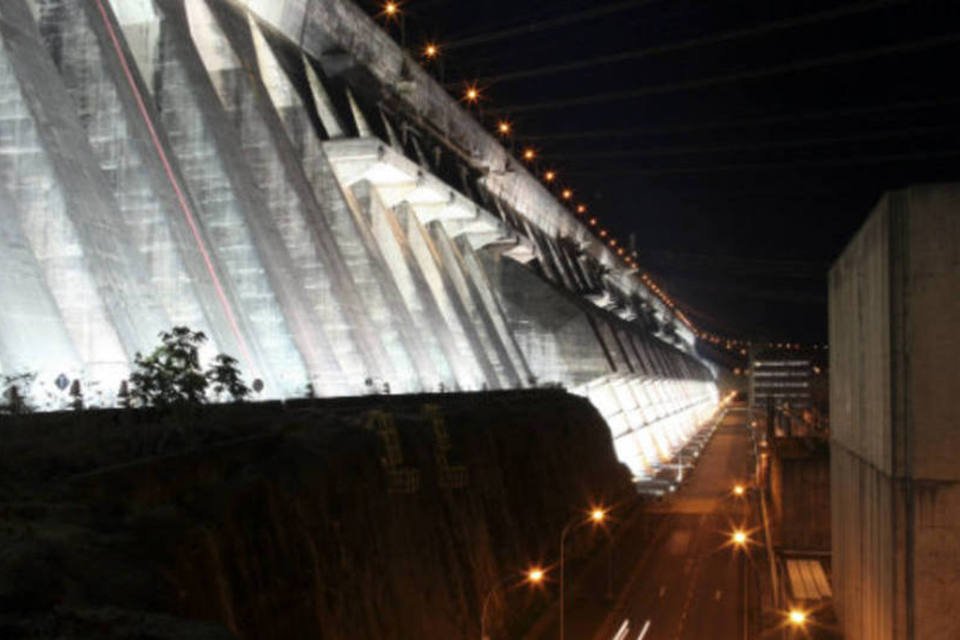 Itaipu vira celeiro de pesquisa de carros elétricos