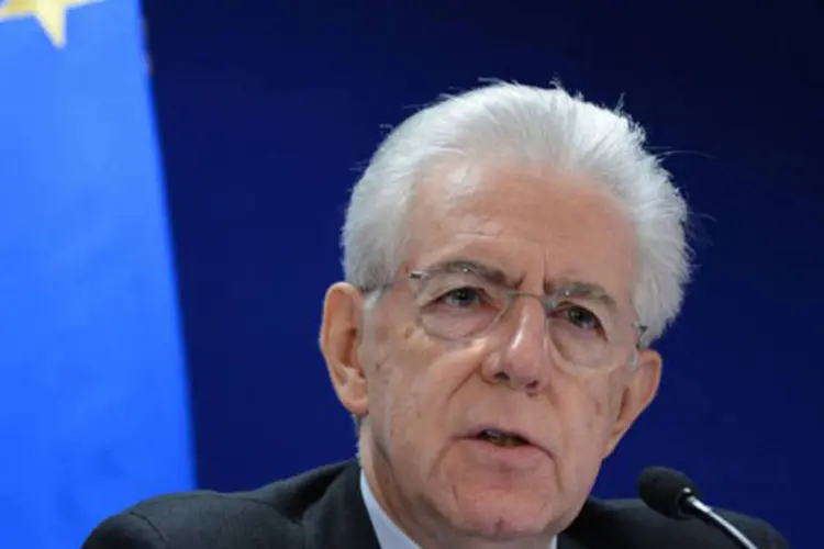 
	Comunicado foi feito por Mario Monti
 (AFP/Thierry Charlier)