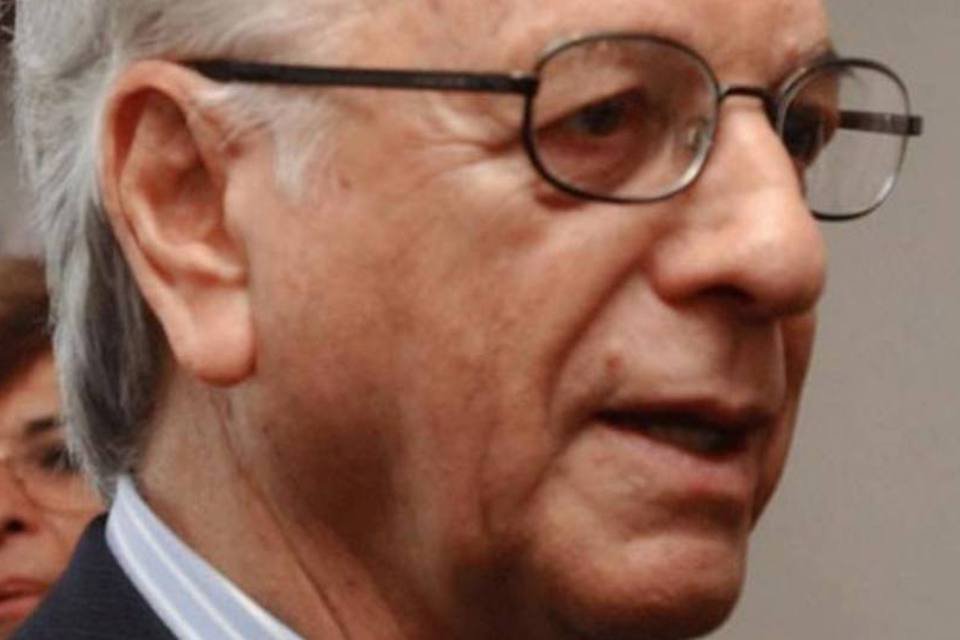 Ex-presidente Itamar Franco morre aos 81 anos