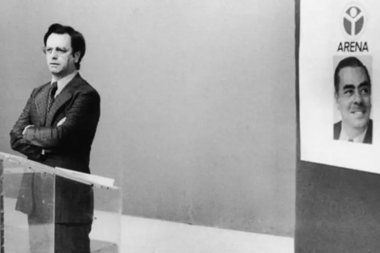 1974: Itamar vence sua 1ª eleição ao Senado (Célio Apolinário/Veja)