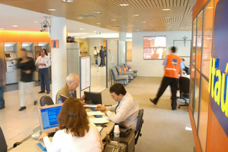 Agência do Itaú Unibanco: Kinea pode levantar até US$500 (Germano Luders/EXAME)