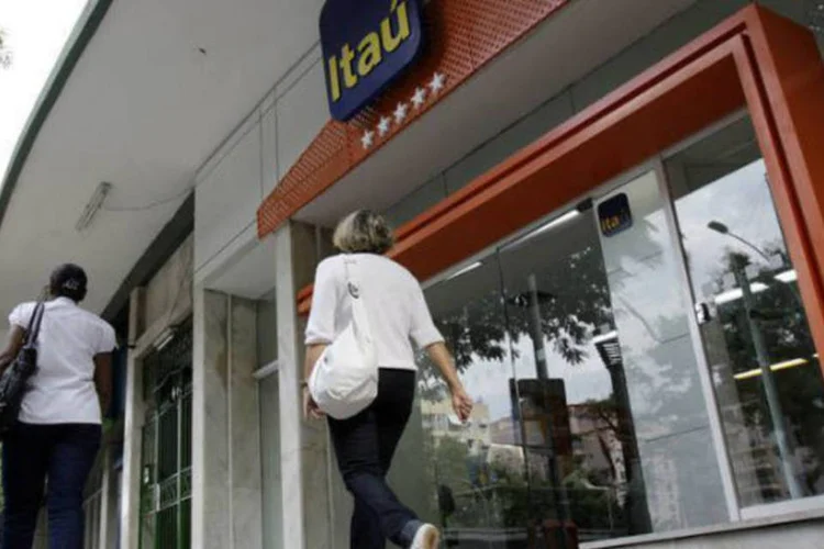 
	Ag&ecirc;ncia do Ita&uacute;: banco&nbsp;espera registrar provis&otilde;es na faixa mais baixa de sua estimativa em 2013, entre R$ 19 bilh&otilde;es e R$ 22 bilh&otilde;es
 (REUTERS/Sergio Moraes)