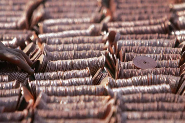 Iuan era negociado nesta sexta-feira a 6,3705 por dólar (China Photos/Getty Images)