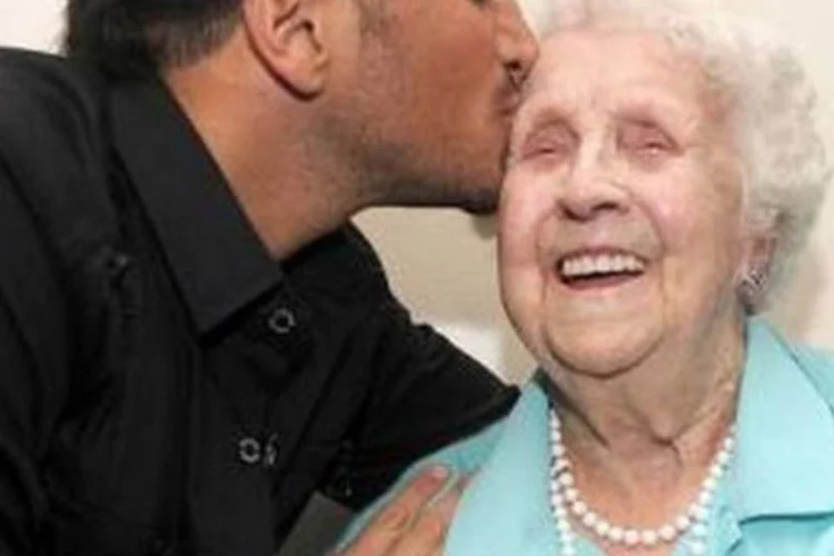 Ivy tinha orgulho de ser amiga do cantor Peter Andre