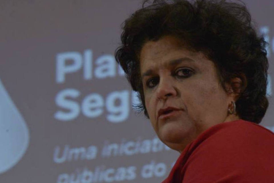 Ministra faz alerta de baixa reserva de água no Brasil