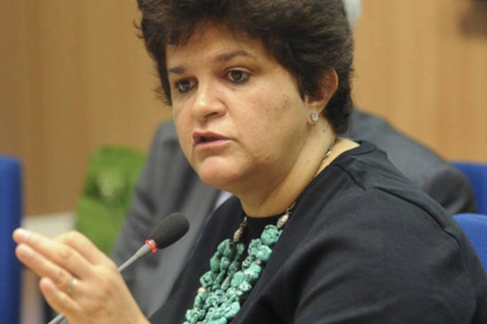 Izabella Teixeira anuncia plano de conservação de animais ameaçados de extinção