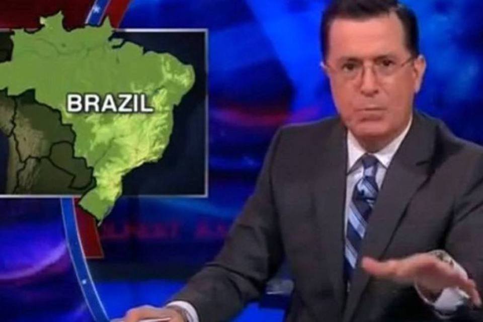 Humorista americano satiriza protestos no Brasil