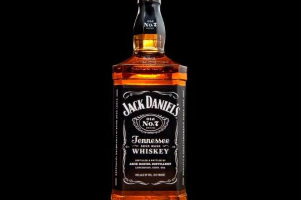Jack Daniel's tenta mudar estigma de bebida de roqueiro