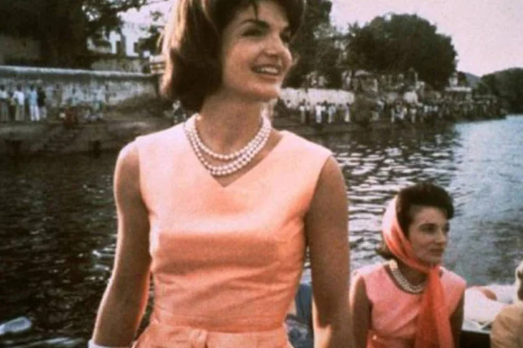 As memórias de Jacqueline Kennedy provêm de uma série de entrevistas realizadas pelo historiador Arthur Schlesinger
 (John F. Kennedy Library/AFP)