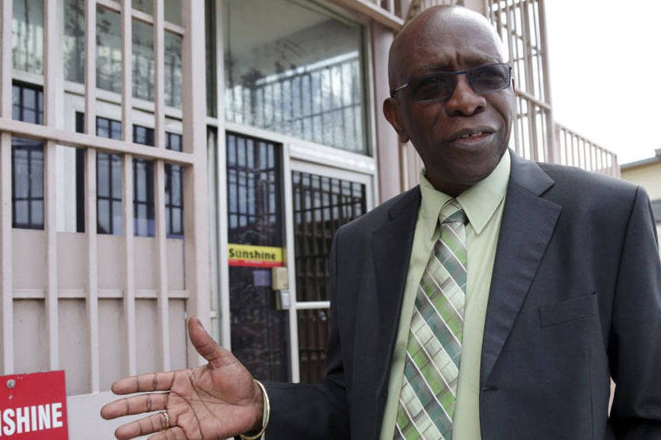 Governo trinitino pressionou por extradição, diz Warner