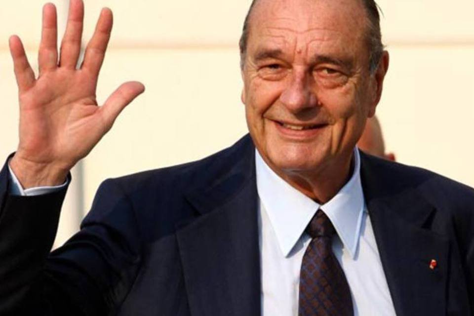 Começa julgamento contra Chirac, ausente do tribunal