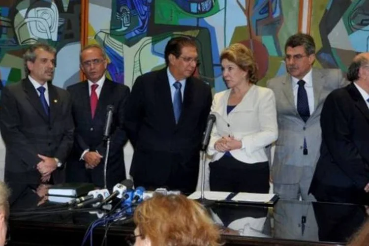 Jader Barbalho foi empossado pela presidente em exercício, Marta Suplicy (Valter Campanato/ABr)