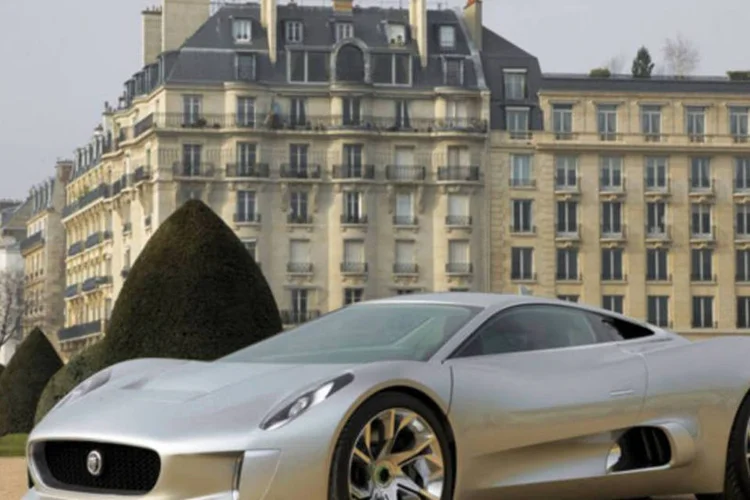 
	Jaguar C-X75: a Jaguar e a Land Rover come&ccedil;ar&atilde;o a desenvolver o Smart Assistant gradualmente nos pr&oacute;ximos 24 meses
 (Divulgação)