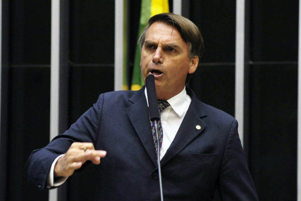 
	O deputado Jair Bolsonaro: a mo&ccedil;&atilde;o de protesto do vereador Pedro Tourinho (PT) foi uma resposta ao posicionamento do deputado sobre os pol&iacute;ticos locais
 (Reprodução/Luis Macedo/Câmara dos Deputados)