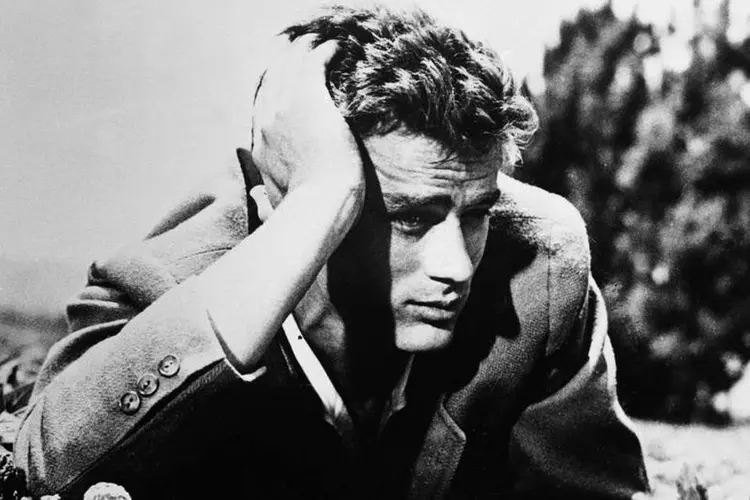 
	James Dean: tinha 24 anos e havia feito apenas tr&ecirc;s filmes, sendo que apenas um, &quot;Vidas Amargas&quot;, tinha estreado nos cinemas
 (Hulton Archive / Getty Images)