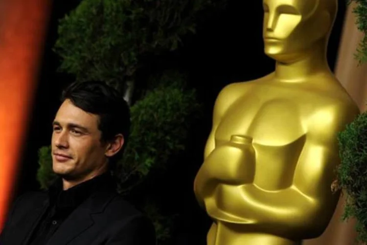 A mãe de James Franco, apresentador e indicado a melhor ator, já postou mais de 100 vezes no Twitter  (Kevin Winter/Getty Images)