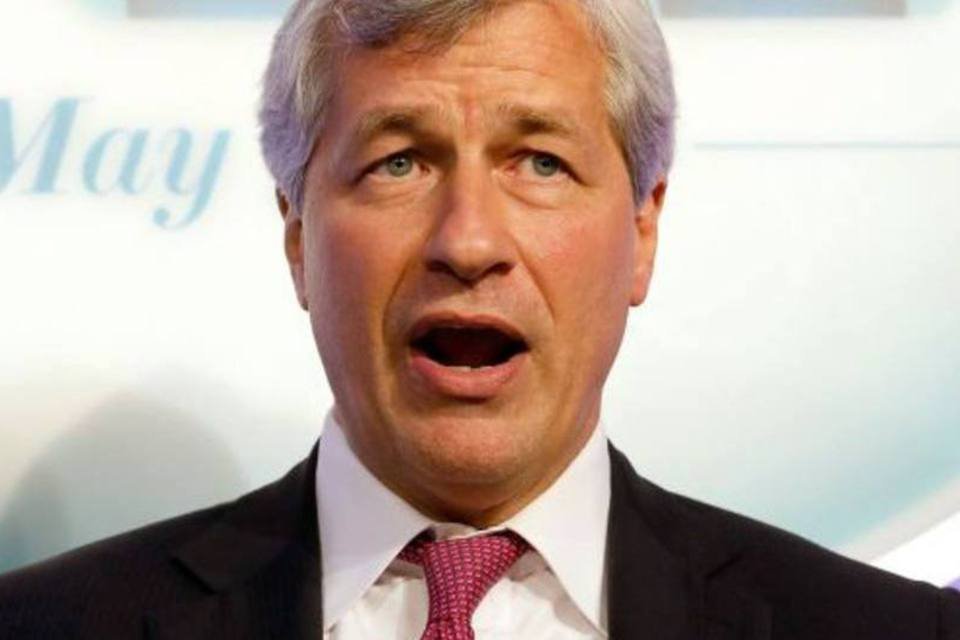 CEO do JPMorgan diz que ser americano é "quase constrangedor"