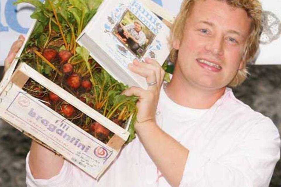 Chef de cozinha Jamie Oliver diz que nunca leu um livro