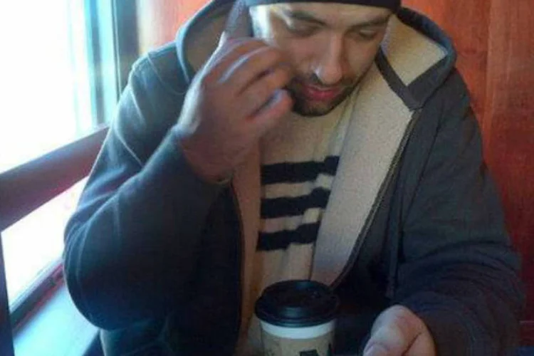 
	Jan Koum: o&nbsp;empreendedor de 38 anos &eacute; um homem modesto, cuidadoso com sua vida privada e conhecido por ter princ&iacute;pios muito s&oacute;lidos
 (Reprodução/Facebook/Jan Koum)