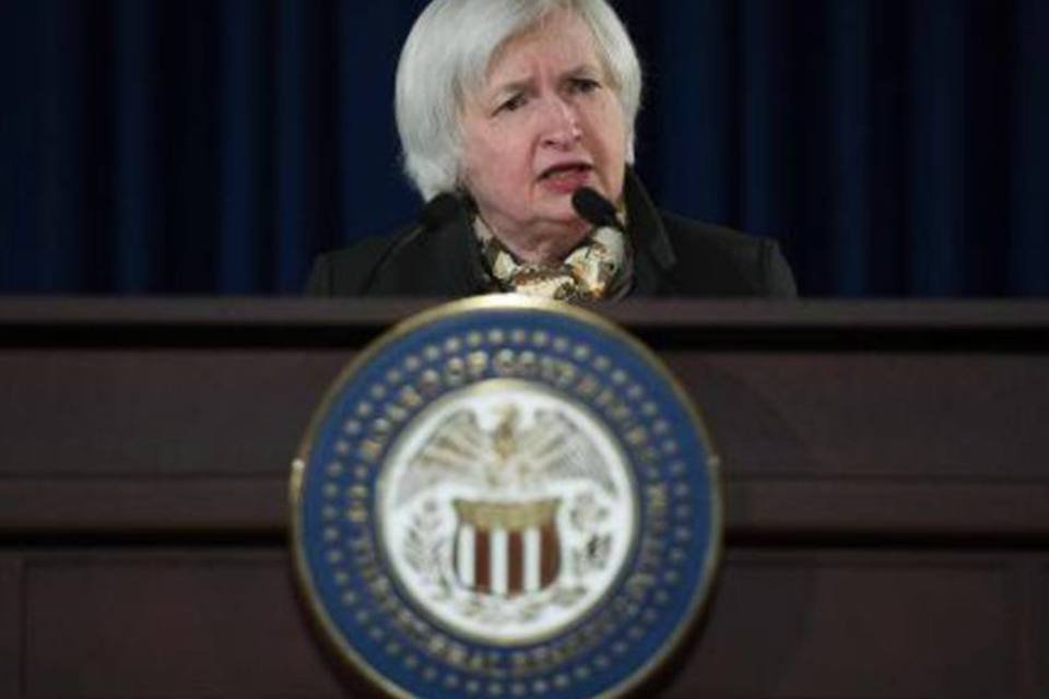 Yellen diz que Fed não deve reverter curso de juros