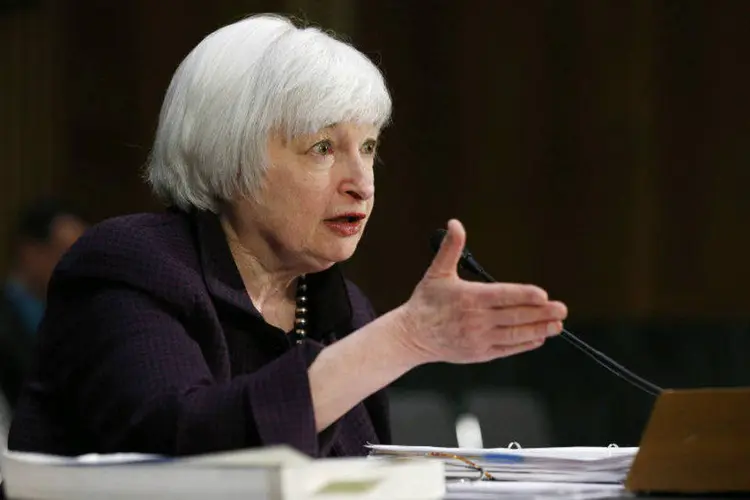 
	Chair do Fed, Janet Yellen: ela afirmou acreditar que os entraves ao crescimento da economia dos EUA no primeiro trimestre devem minguar
 (Kevin Lamarque/Reuters)
