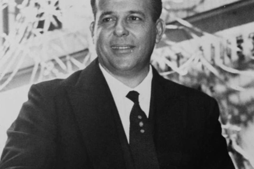
	Jo&atilde;o Goulart, ex-presidente do Brasil: presidente do pa&iacute;s entre 1961 a 1964, quando sofreu golpe militar, Jo&atilde;o Goulart morreu na Argentina, em 1976
 (Dick DeMarsico/Wikimedia Commons)