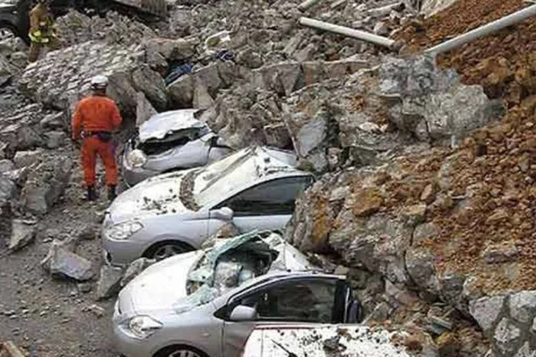 Cidade de Ibaraki, no Japão, uma das atingidas pelo terremoto de 8,8 graus (AFP)