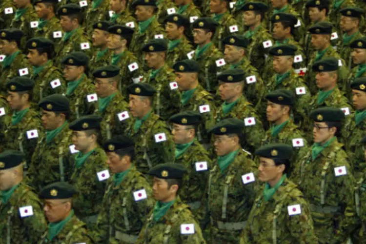 
	O Jap&atilde;o aprovou um pacote de reformas pol&ecirc;mico para fortalecer e permitir que o Ex&eacute;rcito possa atuar fora do pa&iacute;s
 (Koichi Kamoshida/Getty Images)