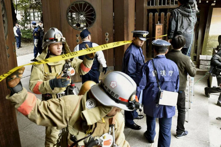 Local de explosão no Japão: o Santuário Yasukuni é considerado um símbolo do passado militarista (REUTERS/Kyodo)