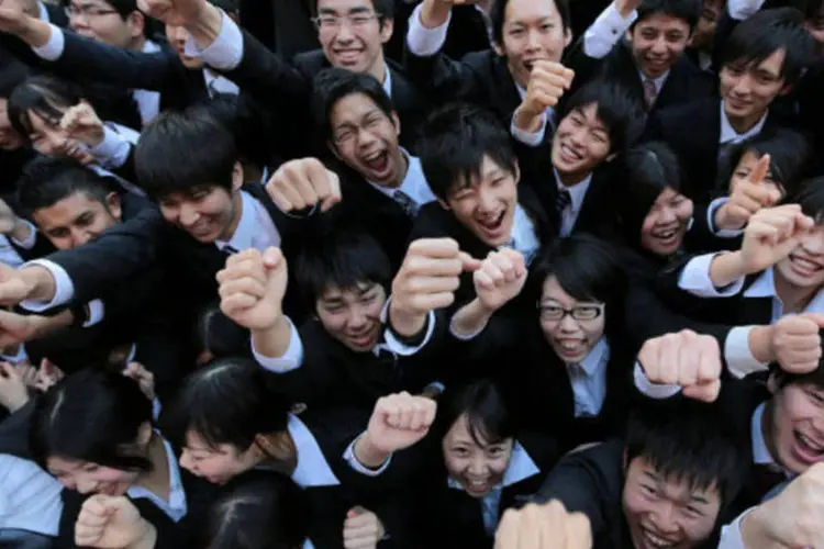 
	Japoneses: a tend&ecirc;ncia &eacute; especialmente chamativa entre os homens jovens de 25 a 29 anos
 (Bloomberg)