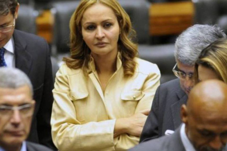 Jaqueline Roriz terá 15 dias para se defender em inquérito no STF